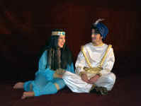 106 - Jasmine e Aladdin.JPG (57188 byte)